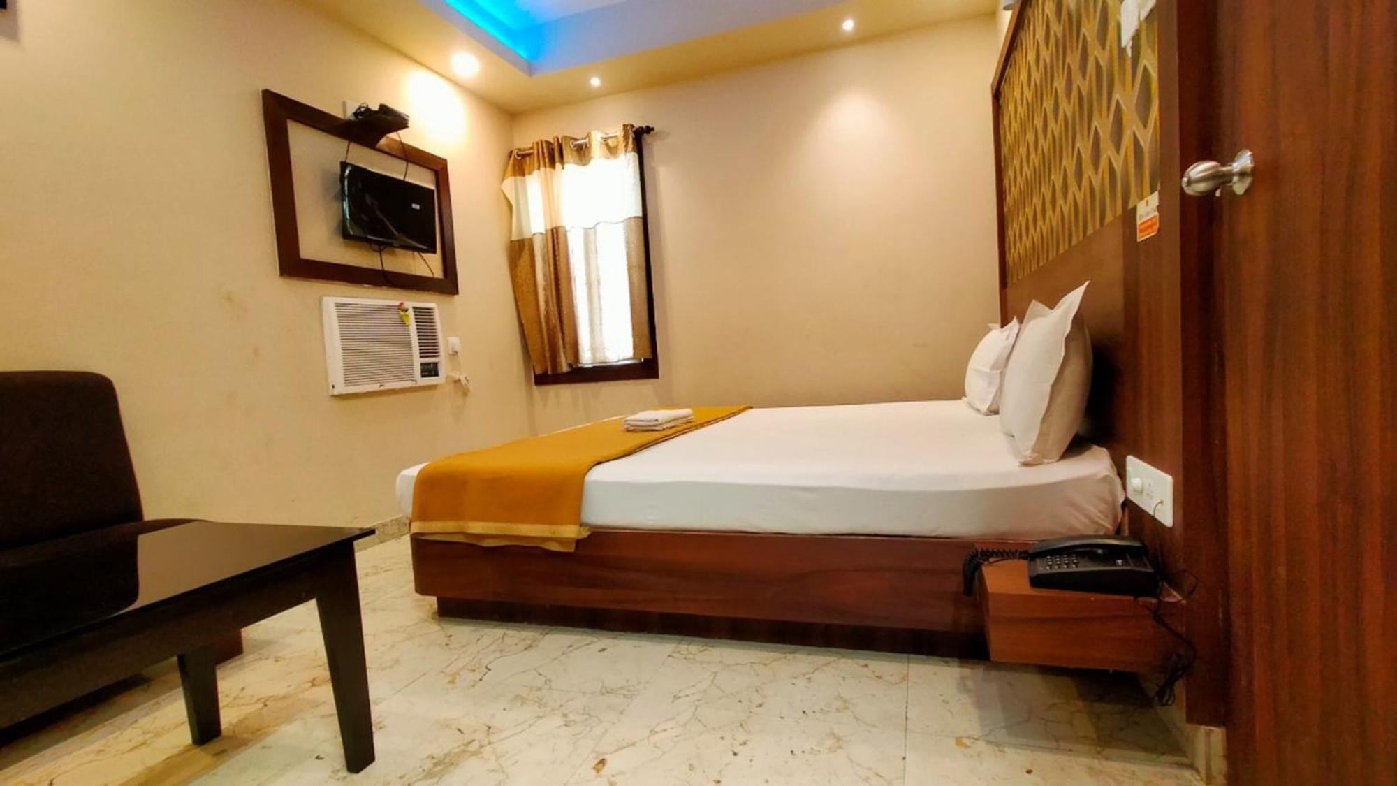 Hotel Park View - Lift Facilities- Near Sea Beach Best Choice Of Travellers By Morservices Puri Exterior photo