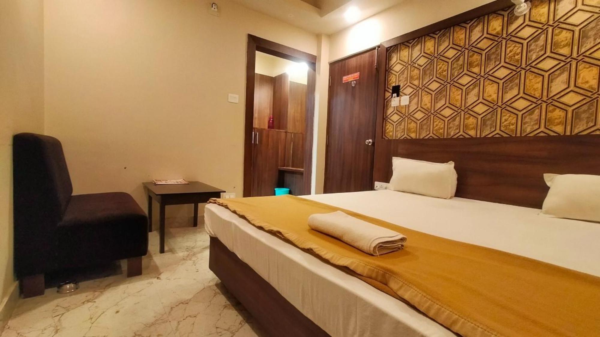 Hotel Park View - Lift Facilities- Near Sea Beach Best Choice Of Travellers By Morservices Puri Exterior photo