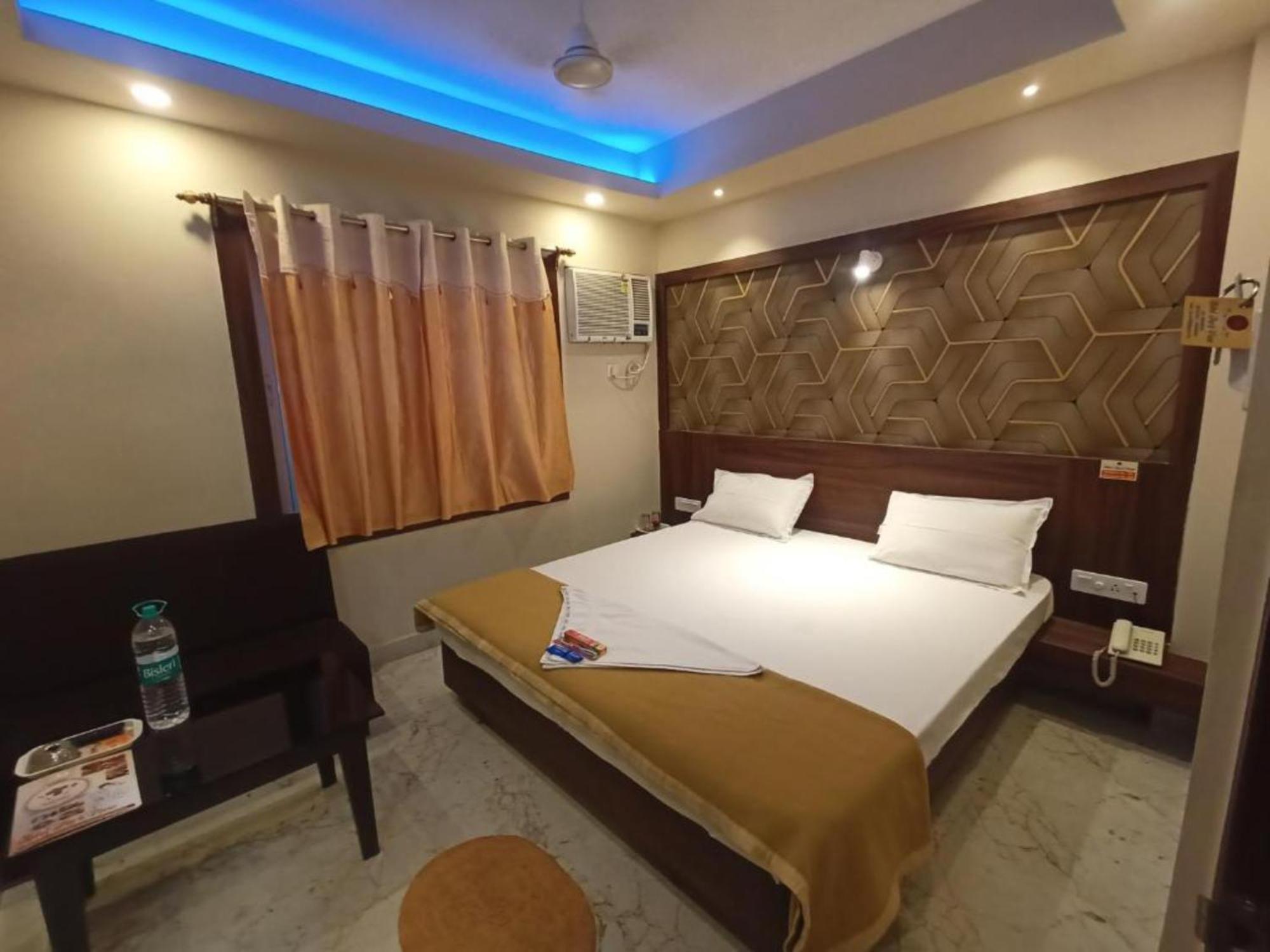 Hotel Park View - Lift Facilities- Near Sea Beach Best Choice Of Travellers By Morservices Puri Exterior photo